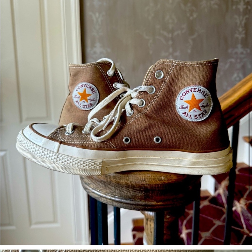 CONVERSE high top ladies 8 1/ half “work in progress” very good condition - Picture 5 of 6